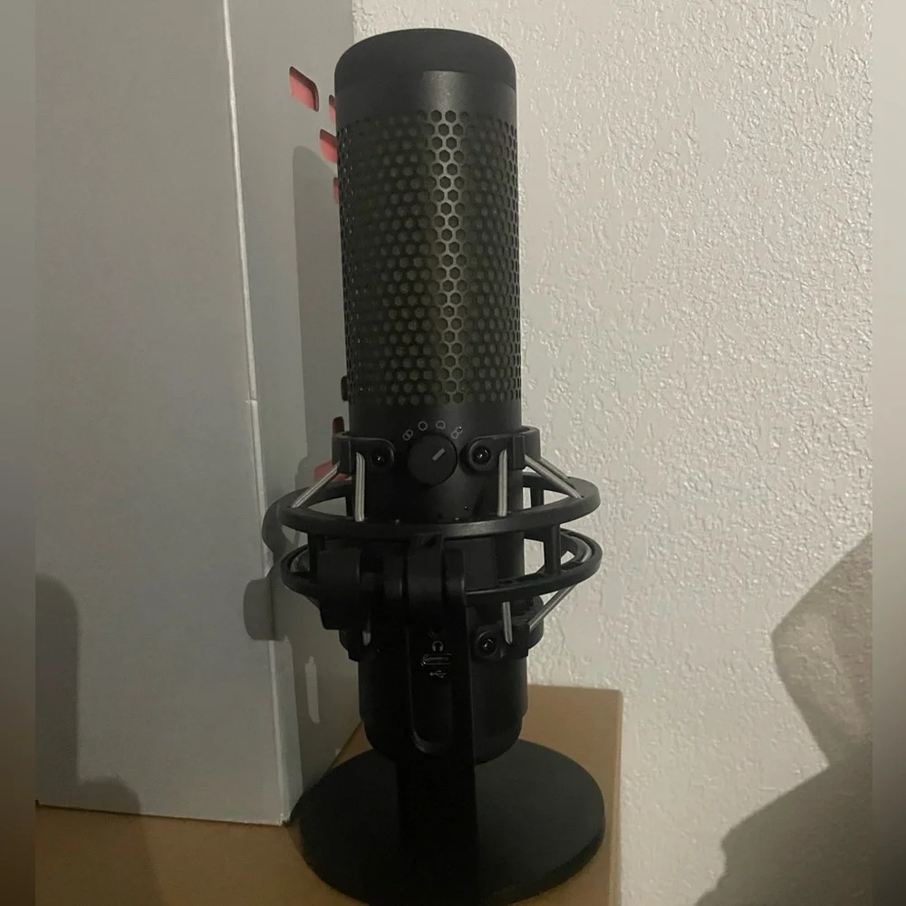 selling hyper x quadcast s